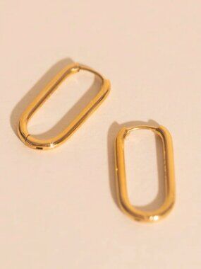 Oh Clem 18k Gold PVD Waterproof Rectangular Huggies NWT